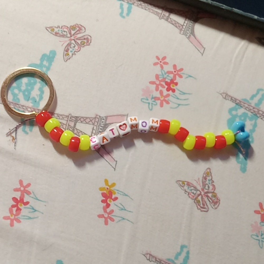 Cat mom Keychain